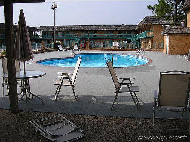 6-brinkley, Ar 2* Brinkley
